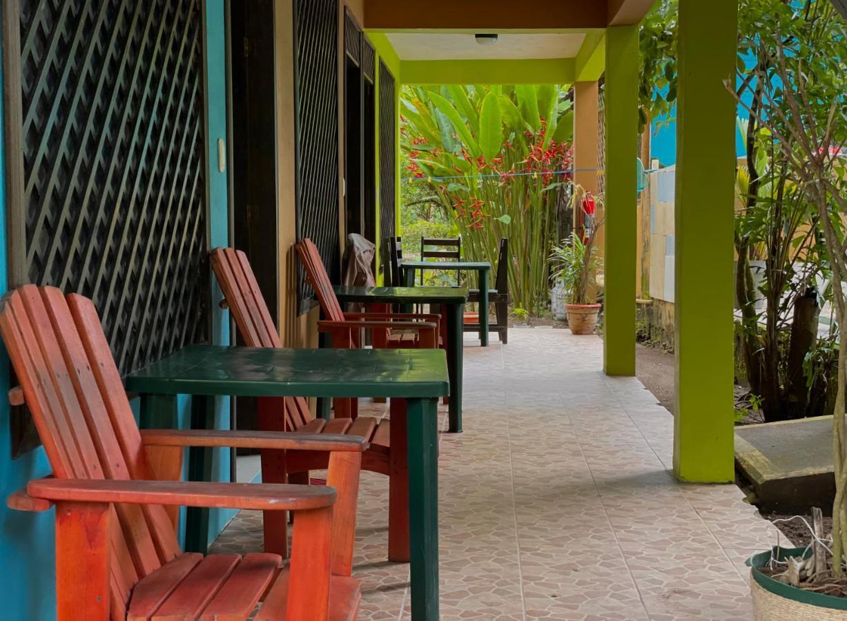 Los Amigos Jungle Hotel Тортугеро Екстериор снимка