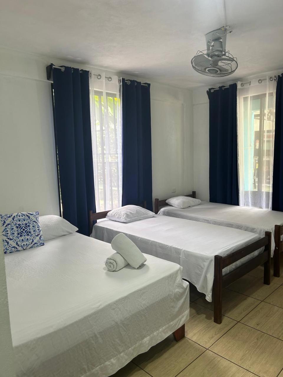Los Amigos Jungle Hotel Тортугеро Екстериор снимка